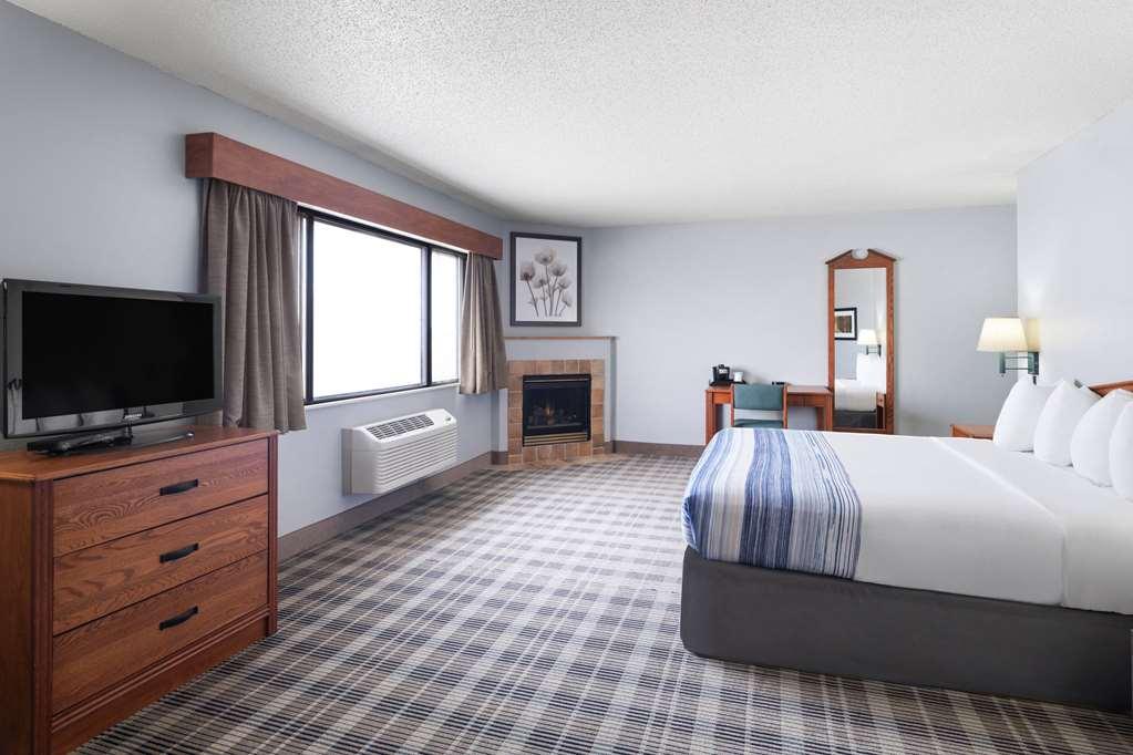 Americinn By Wyndham Stuart Номер фото