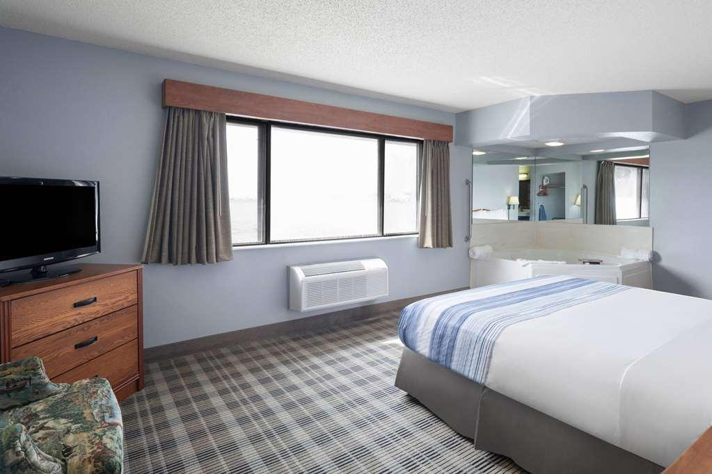Americinn By Wyndham Stuart Номер фото