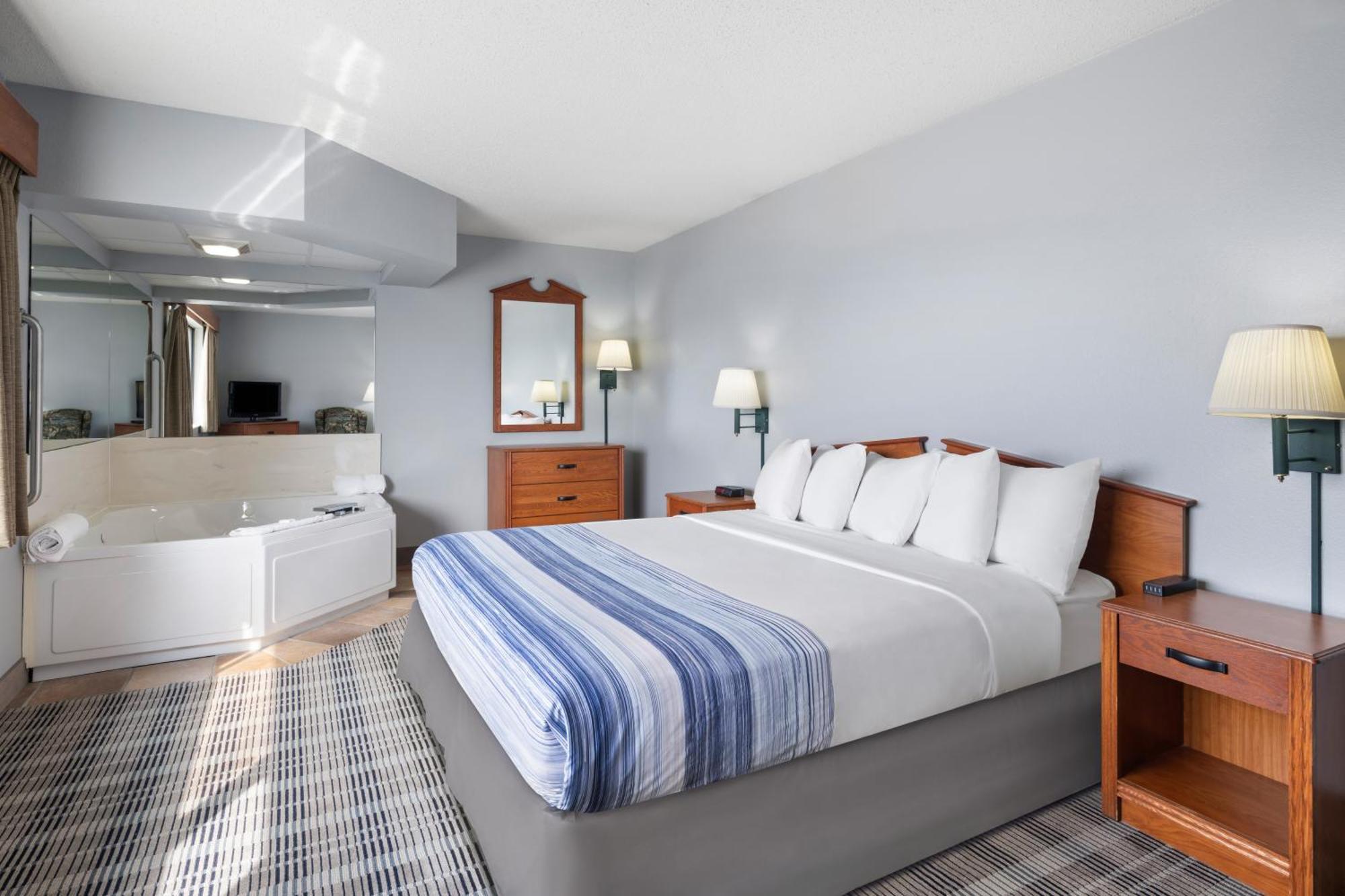 Americinn By Wyndham Stuart Екстер'єр фото